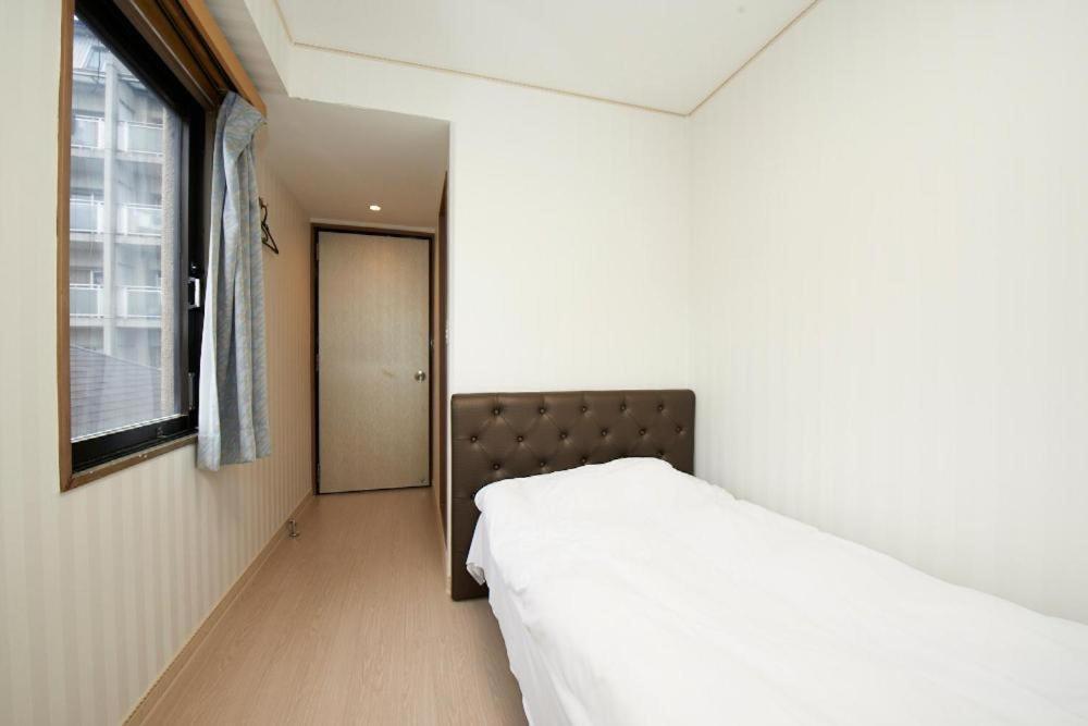 Hotel Empire In Shinjuku Präfektur Tokio Exterior foto